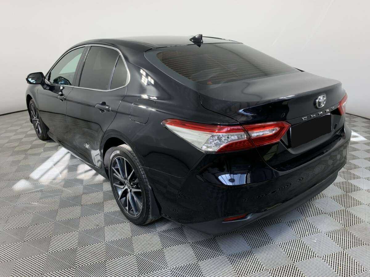 Купить Toyota Camry с пробегом. Фото: #5