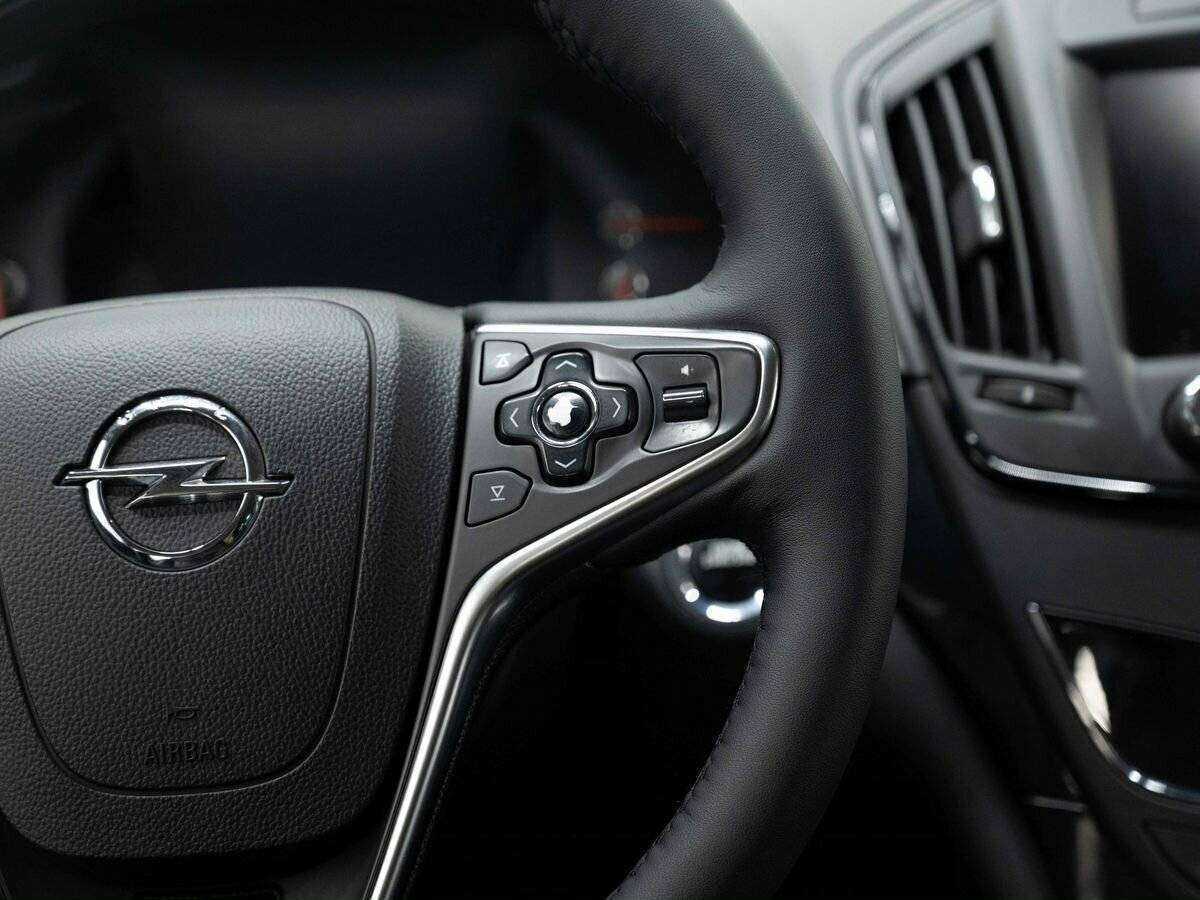 Купить Opel Insignia с пробегом. Фото: #19