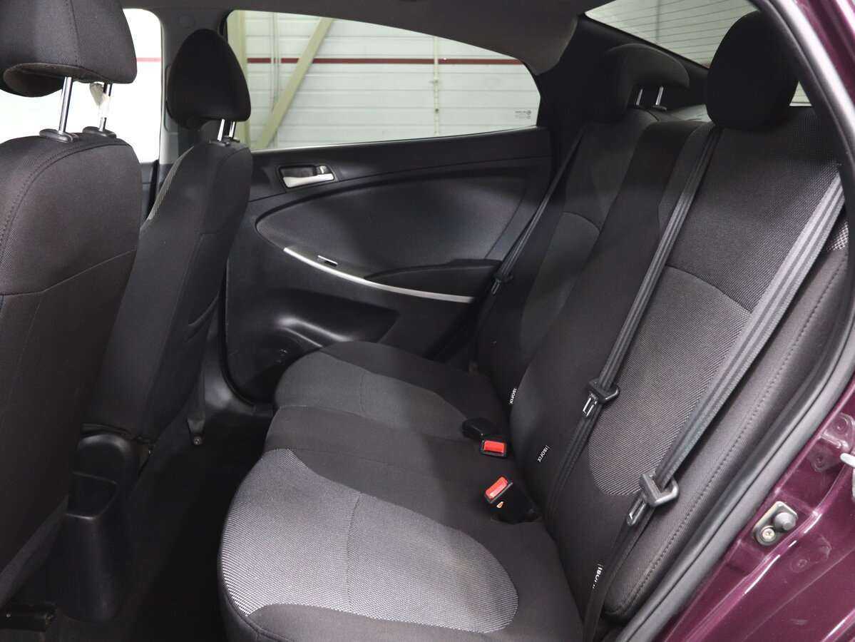 Купить Hyundai Solaris с пробегом. Фото: #8