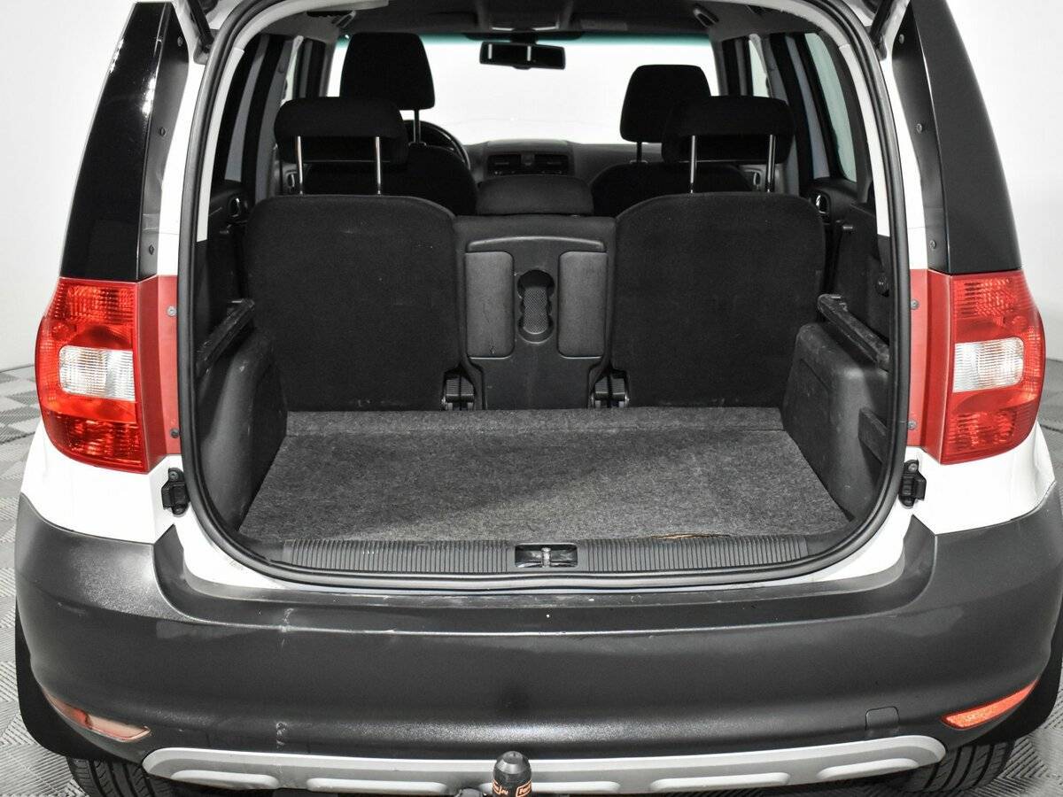 Купить Skoda Yeti с пробегом. Фото: #15