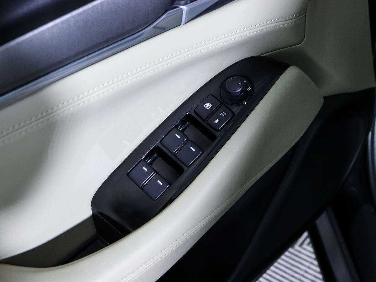 Купить Mazda 6 с пробегом. Фото: #13