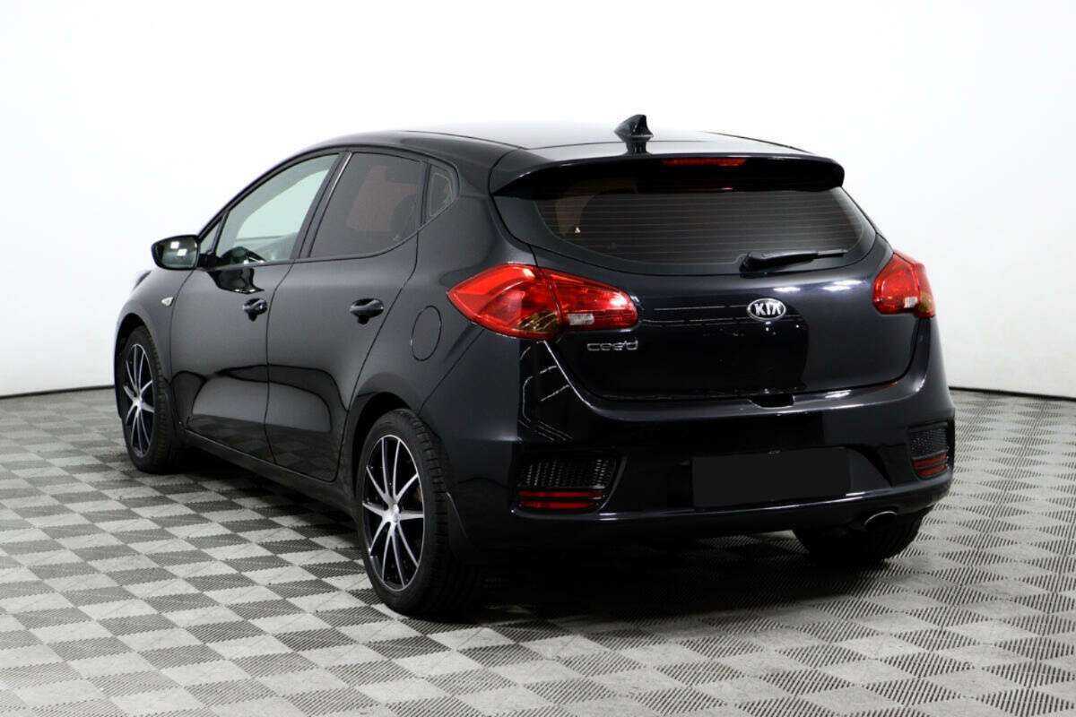 Купить Kia Ceed с пробегом. Фото: #6