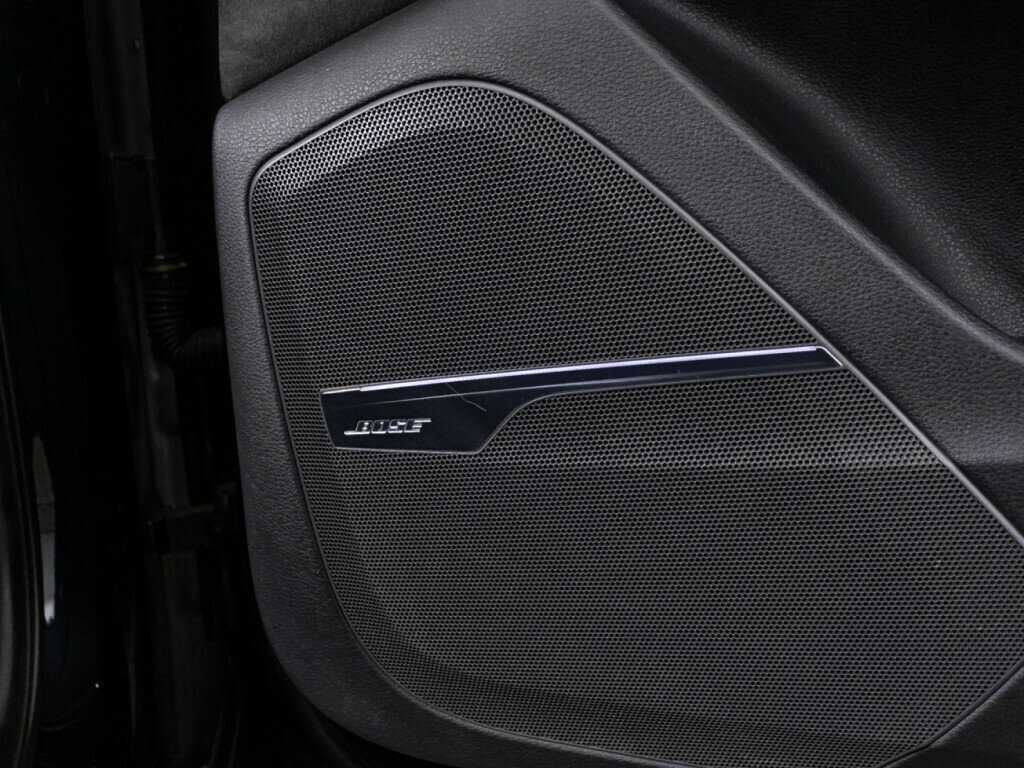 Купить Audi SQ7 с пробегом. Фото: #22