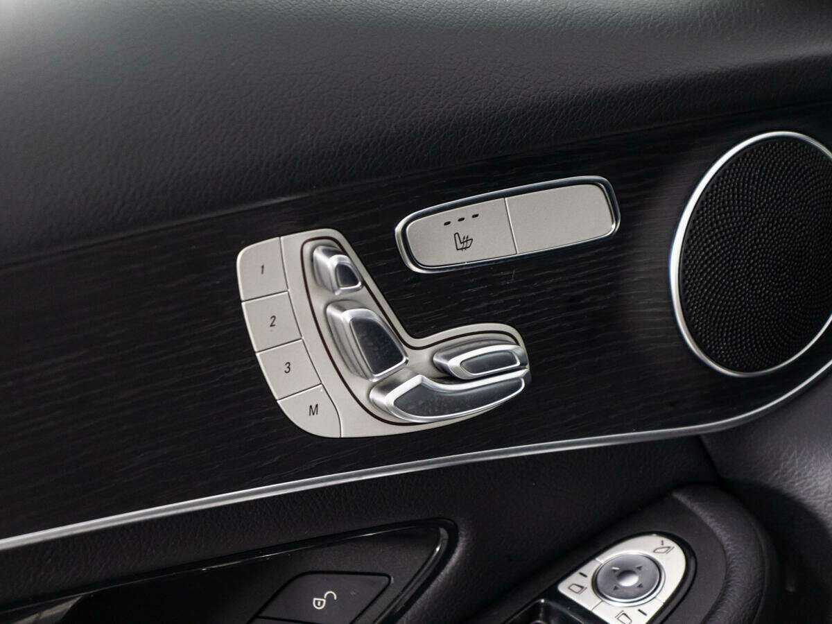 Купить Mercedes-Benz GLC с пробегом. Фото: #15