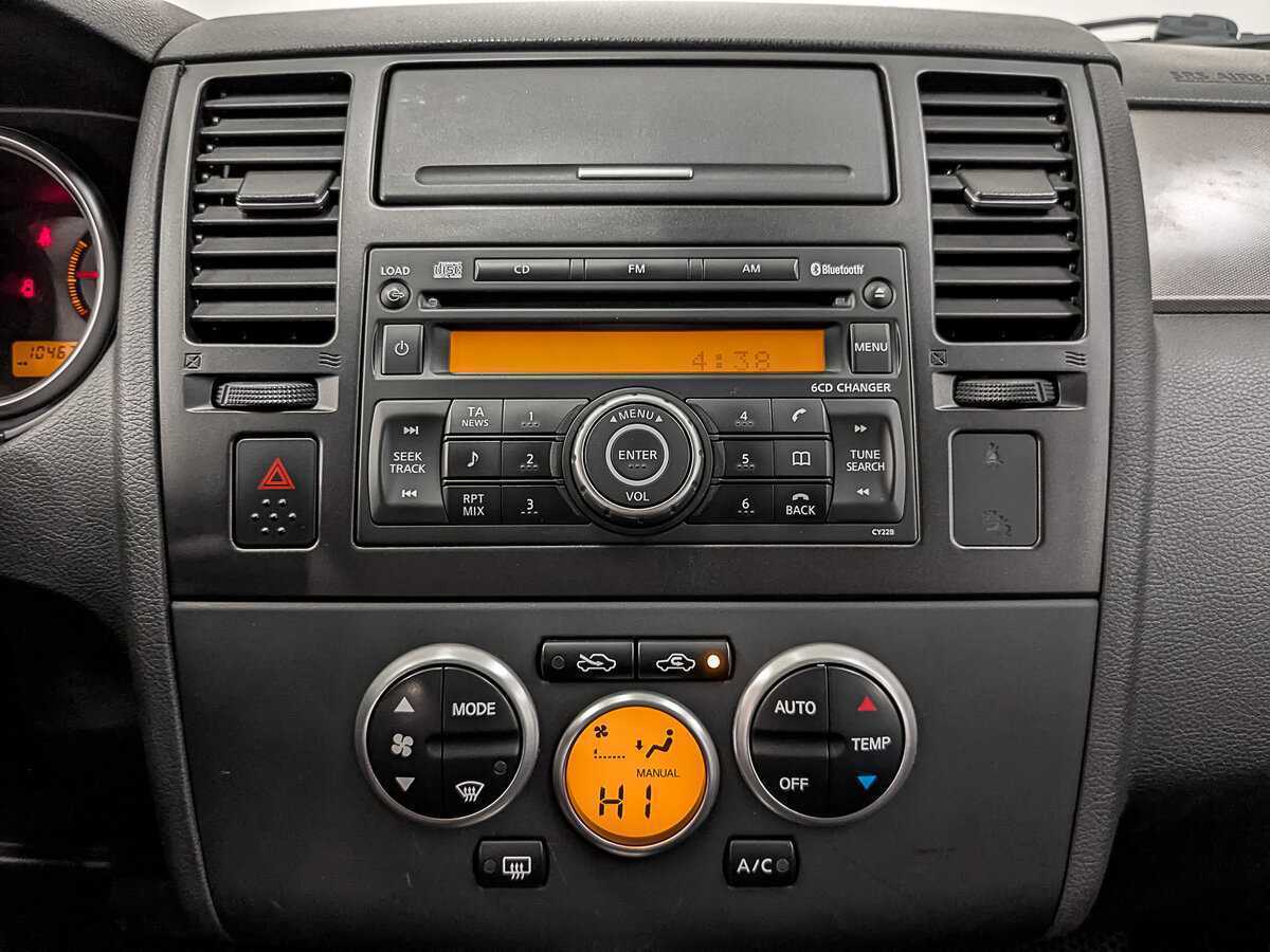 Купить Nissan Tiida с пробегом. Фото: #15