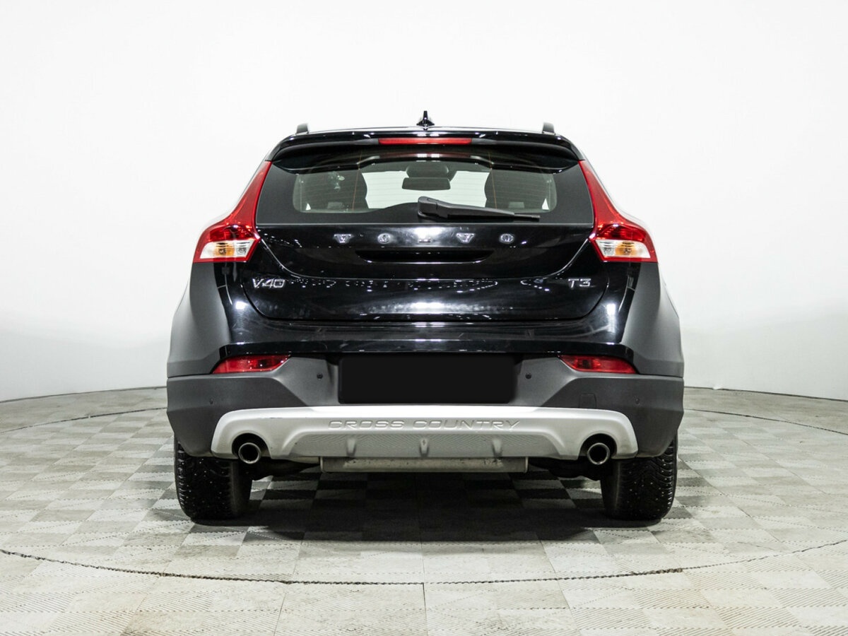 Купить Volvo V40 Cross Country с пробегом. Фото: #5