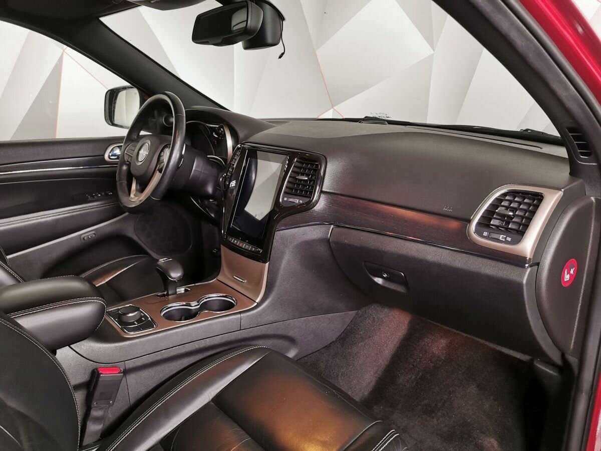 Купить Jeep Grand Cherokee с пробегом. Фото: #8
