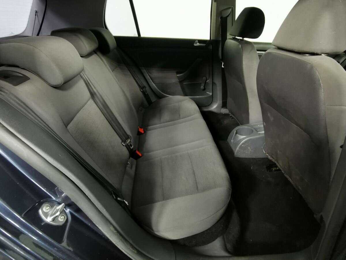 Купить Volkswagen Golf с пробегом. Фото: #11