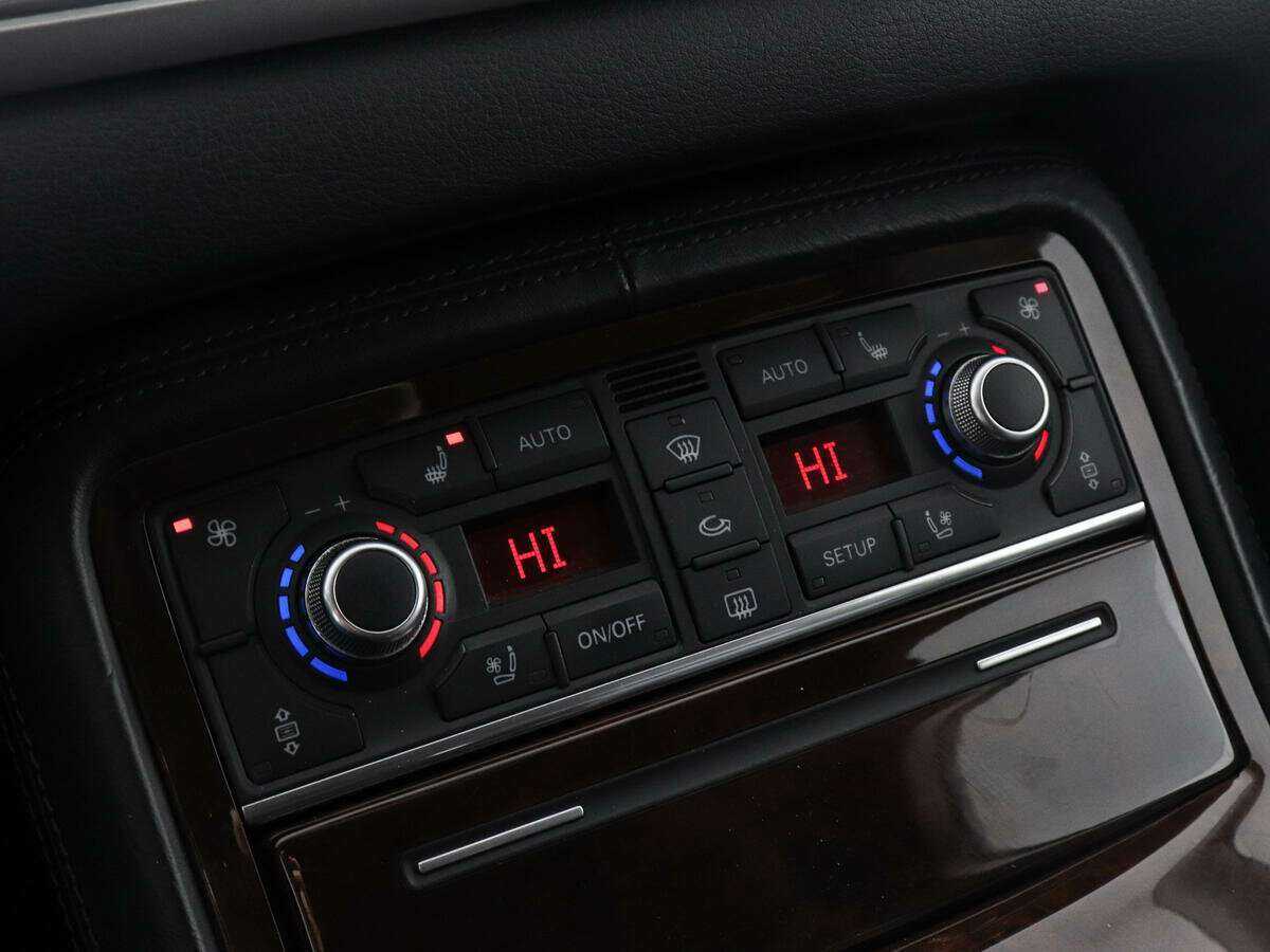 Купить Audi A8 с пробегом. Фото: #13