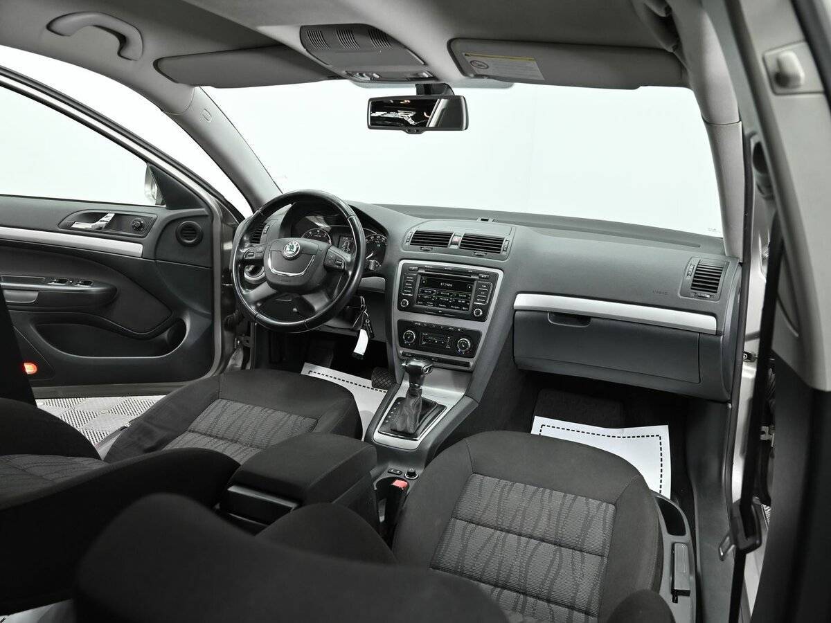 Купить Skoda Octavia с пробегом. Фото: #10