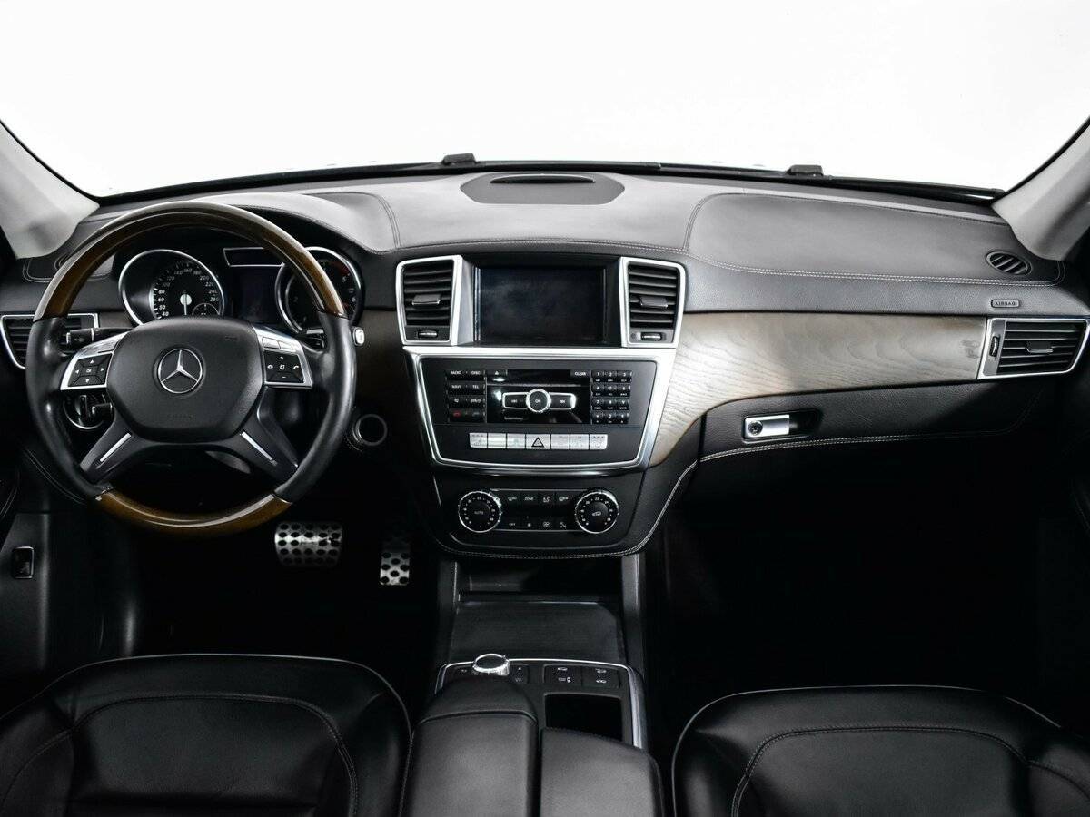 Купить Mercedes-Benz M-Класс с пробегом. Фото: #11