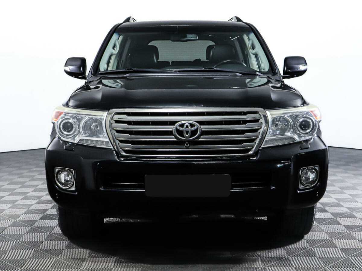 Купить Toyota Land Cruiser с пробегом. Фото: #1
