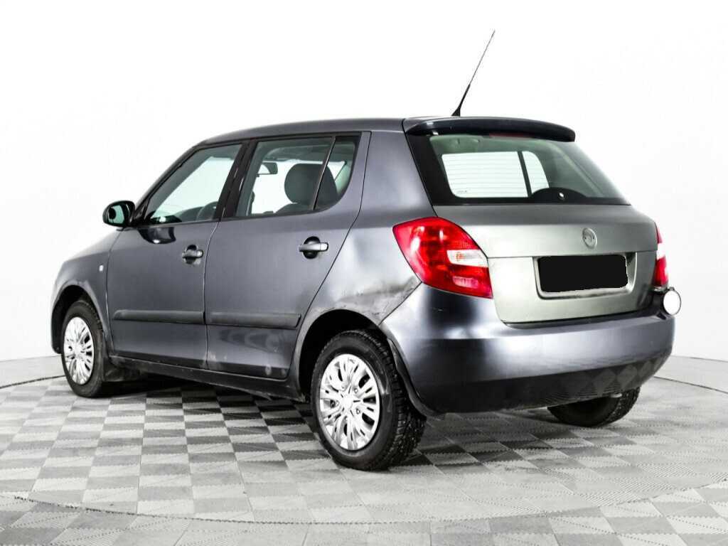 Купить Skoda Fabia с пробегом. Фото: #5