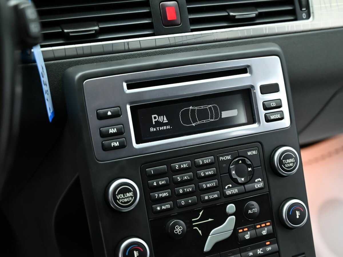 Купить Volvo XC70 с пробегом. Фото: #8