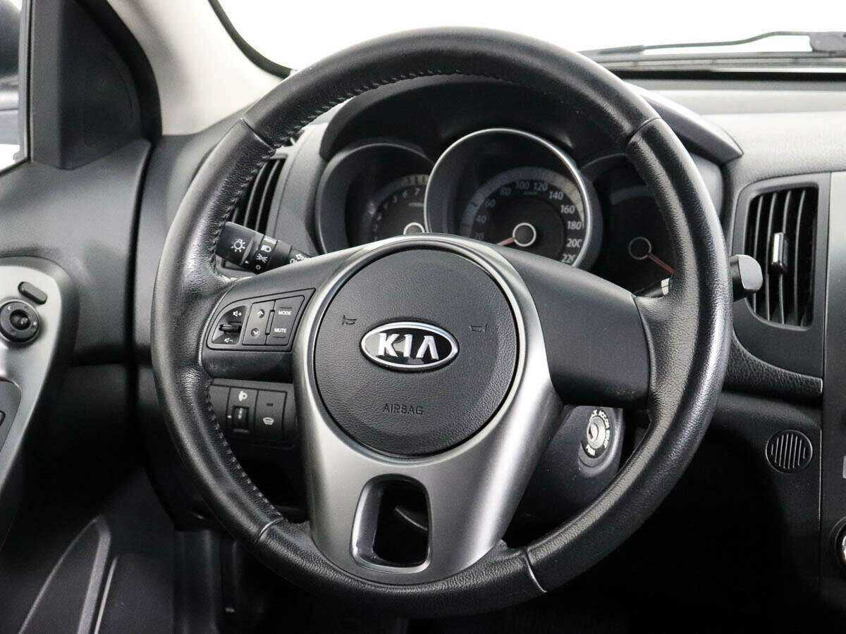 Купить Kia Cerato с пробегом. Фото: #12