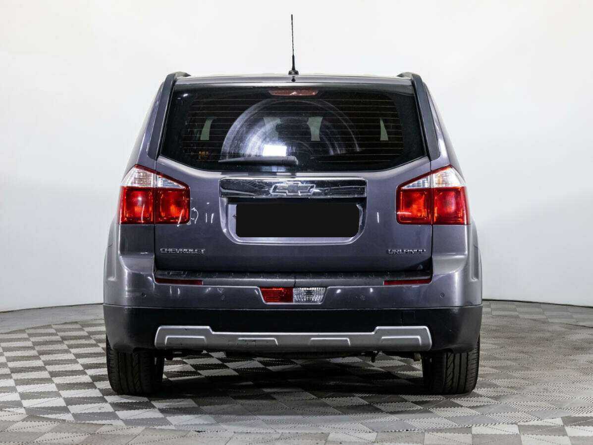 Купить Chevrolet Orlando с пробегом. Фото: #4