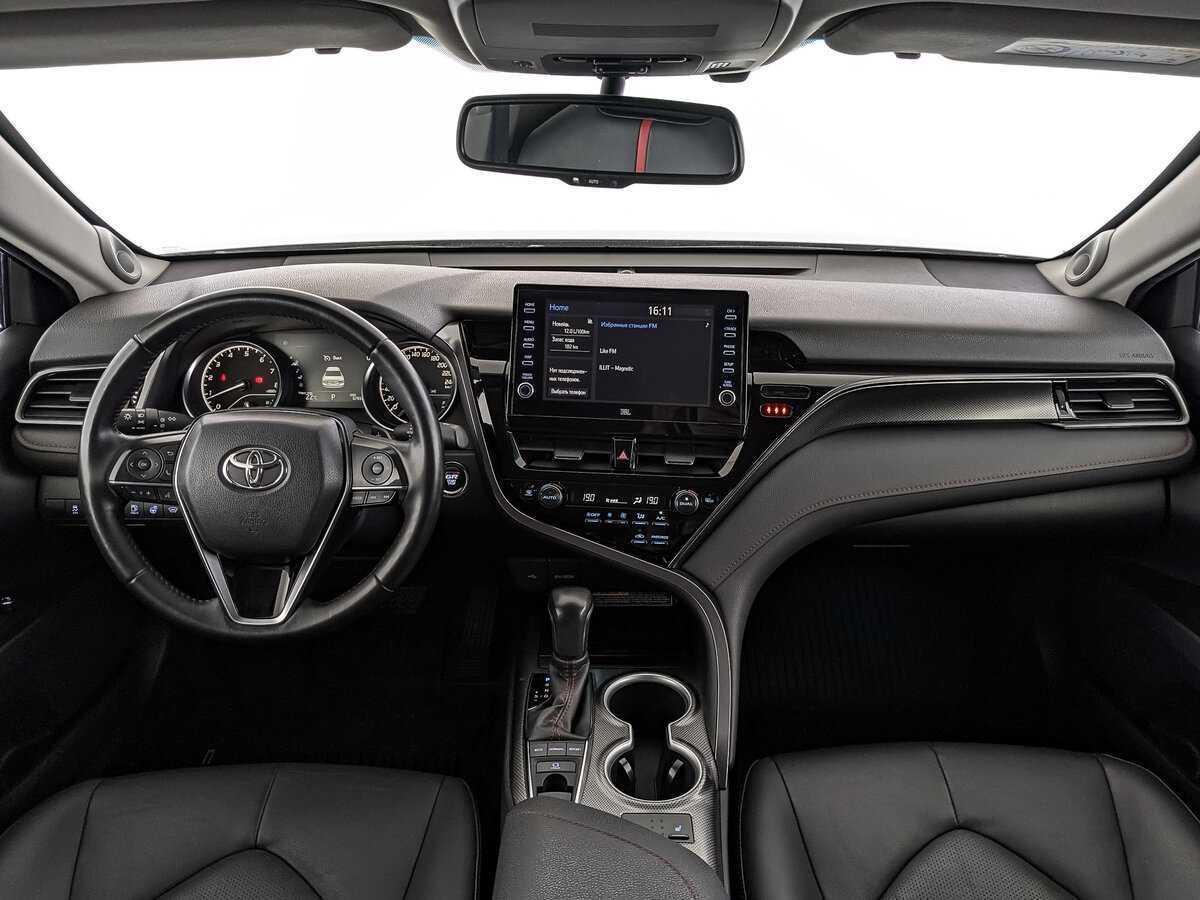 Купить Toyota Camry с пробегом. Фото: #9