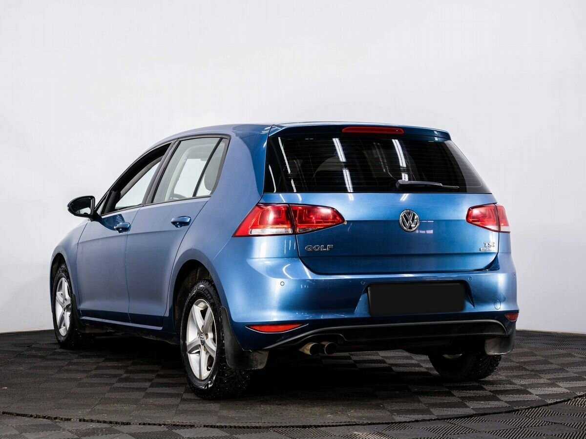 Купить Volkswagen Golf с пробегом. Фото: #3