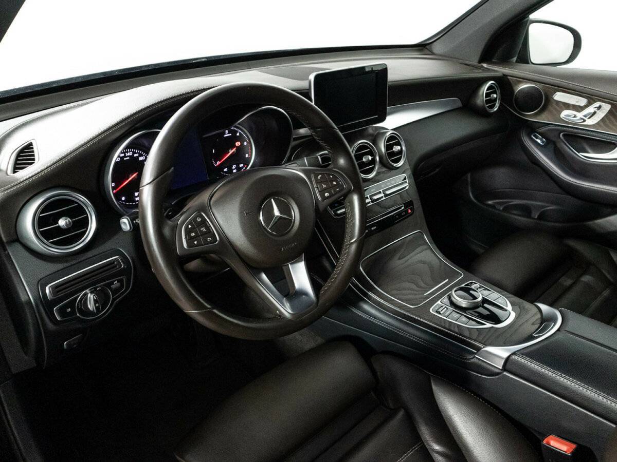 Купить Mercedes-Benz GLC с пробегом. Фото: #10
