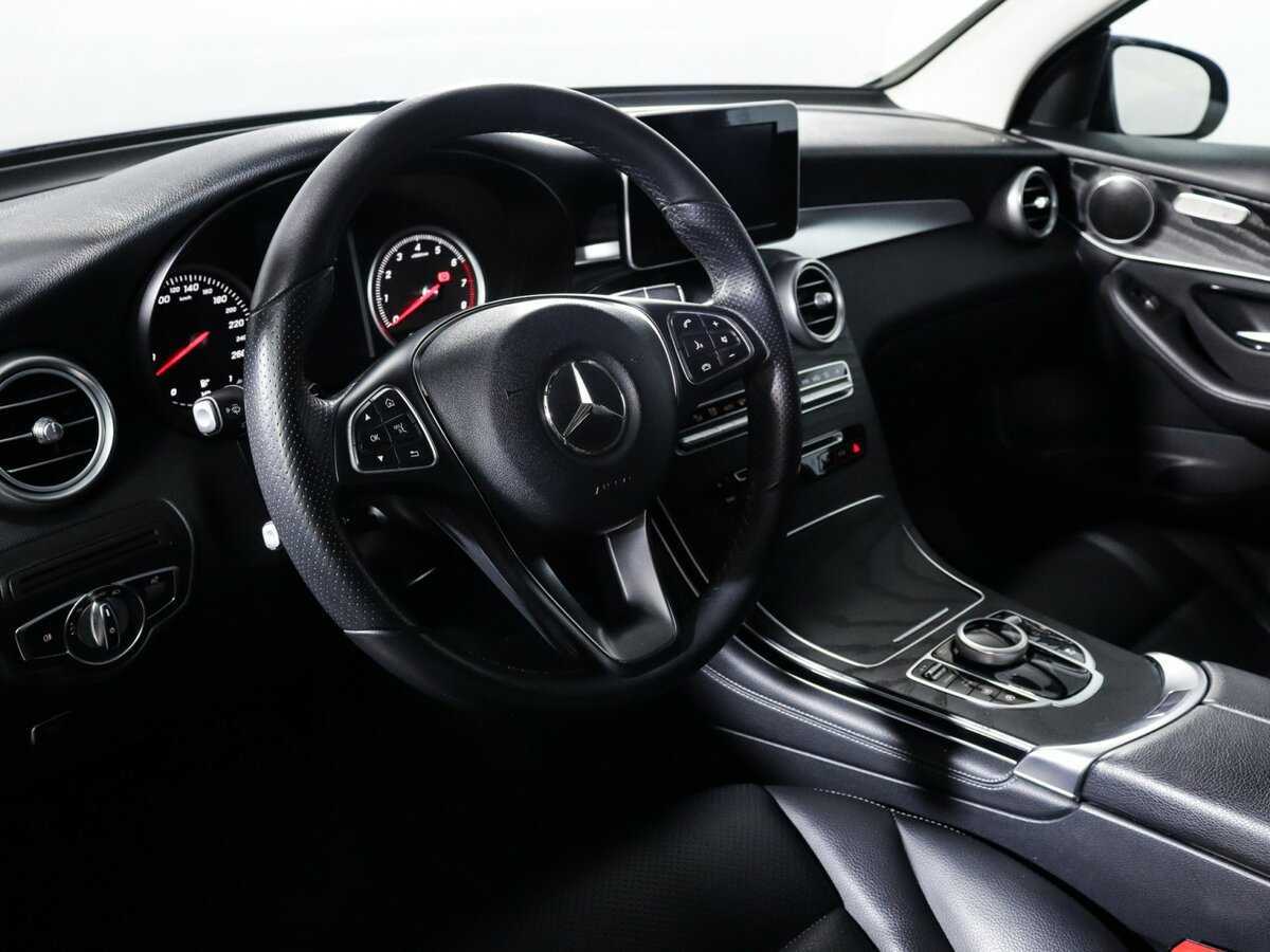Купить Mercedes-Benz GLC с пробегом. Фото: #10