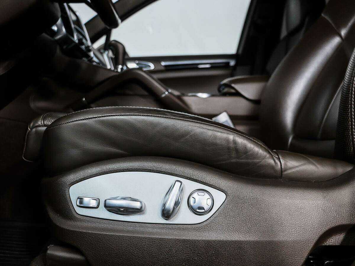 Купить Porsche Cayenne с пробегом. Фото: #9