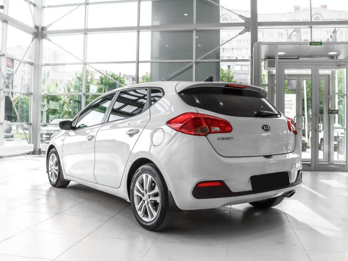 Купить Kia Ceed с пробегом. Фото: #6