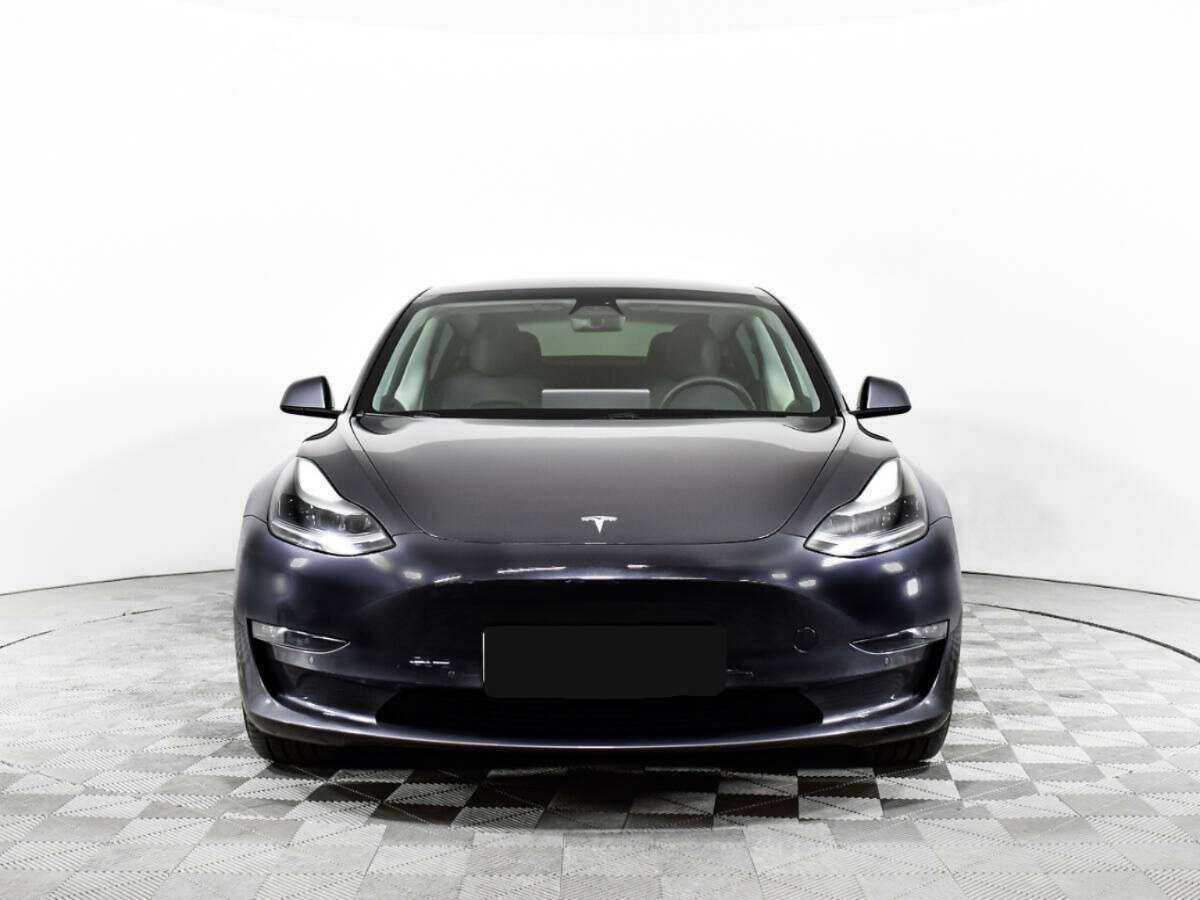 Купить Tesla Model 3 с пробегом. Фото: #1