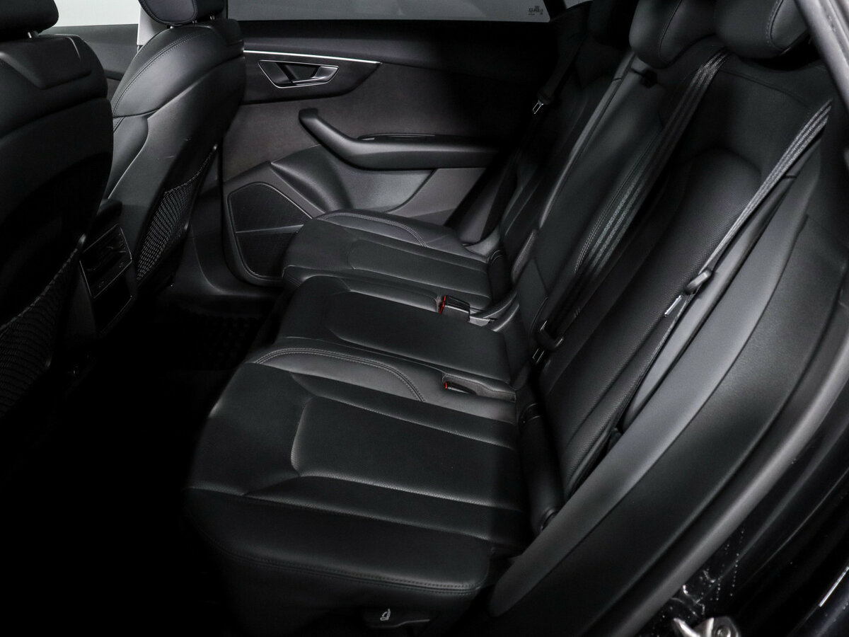 Купить Audi Q8 с пробегом. Фото: #9