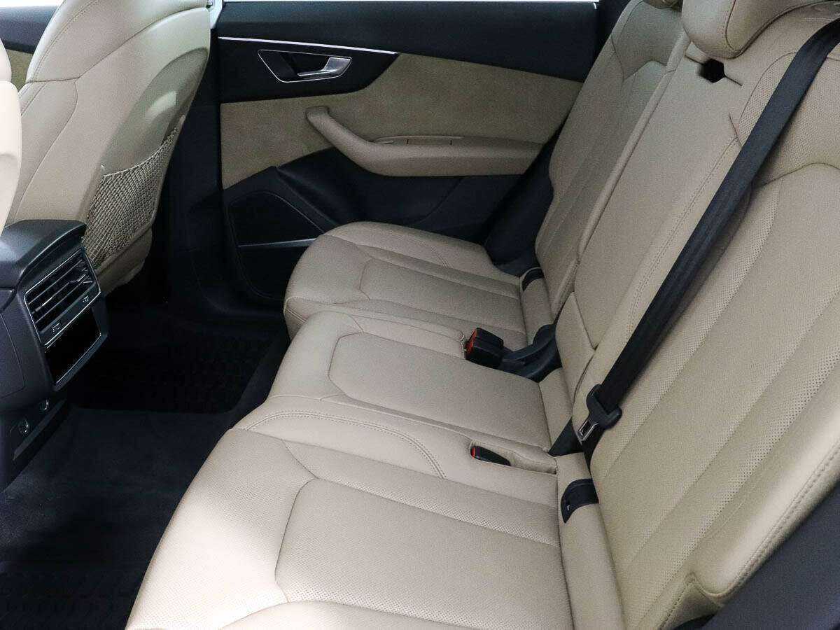 Купить Audi Q8 с пробегом. Фото: #6