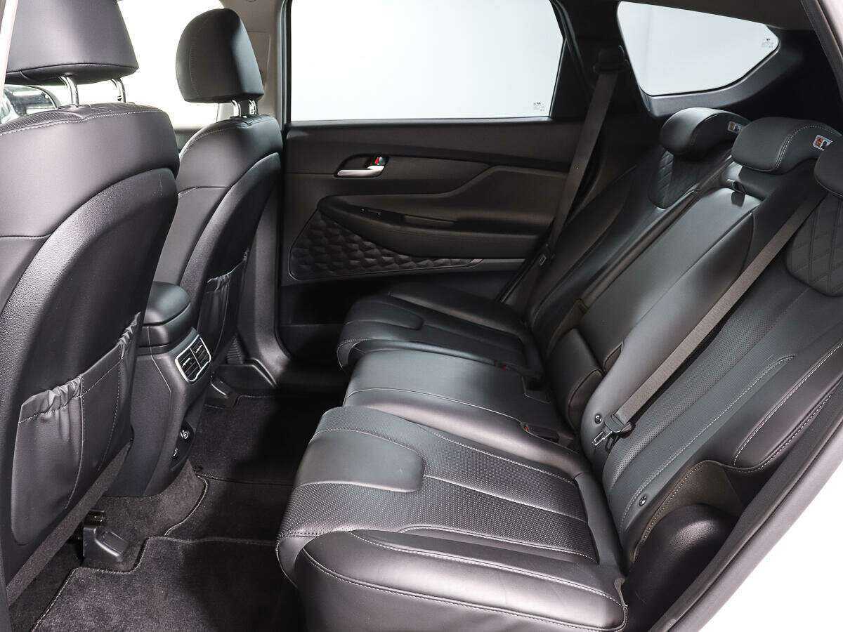 Купить Hyundai Santa Fe с пробегом. Фото: #8