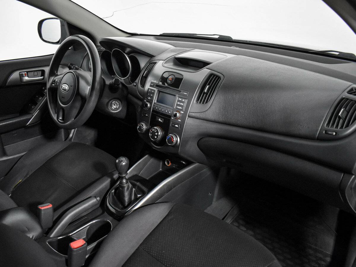 Купить Kia Cerato с пробегом. Фото: #11