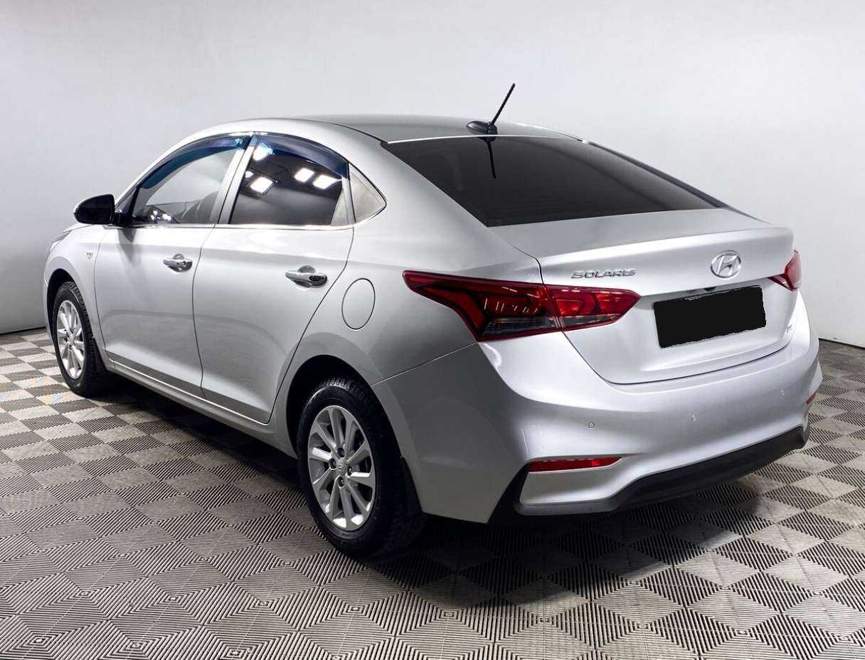 Купить Hyundai Solaris с пробегом. Фото: #5
