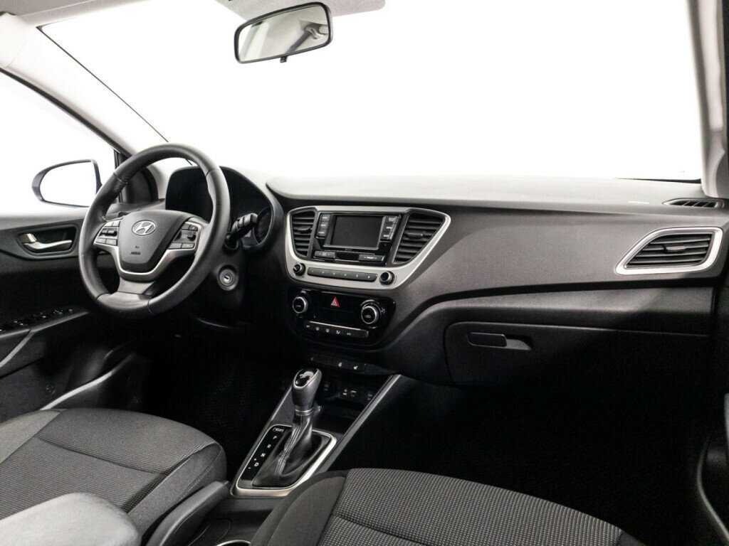 Купить Hyundai Solaris с пробегом. Фото: #8
