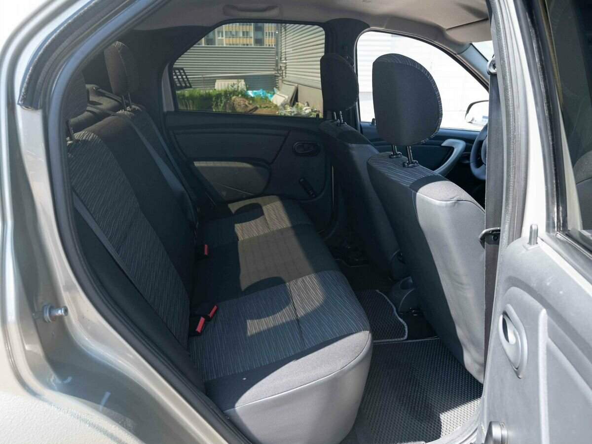 Купить Renault Logan с пробегом. Фото: #10