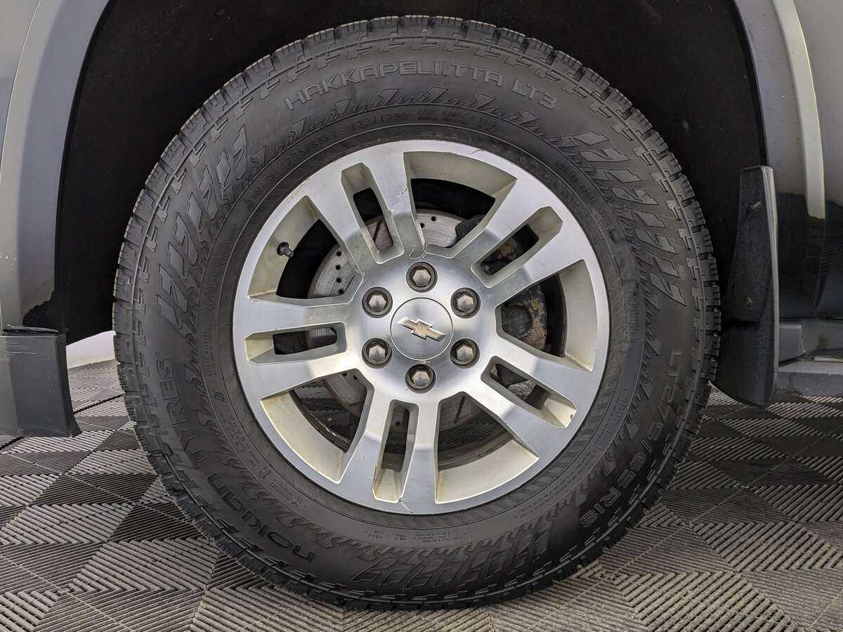 Купить Chevrolet Tahoe с пробегом. Фото: #10