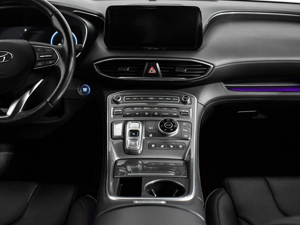 Купить Hyundai Santa Fe с пробегом. Фото: #11