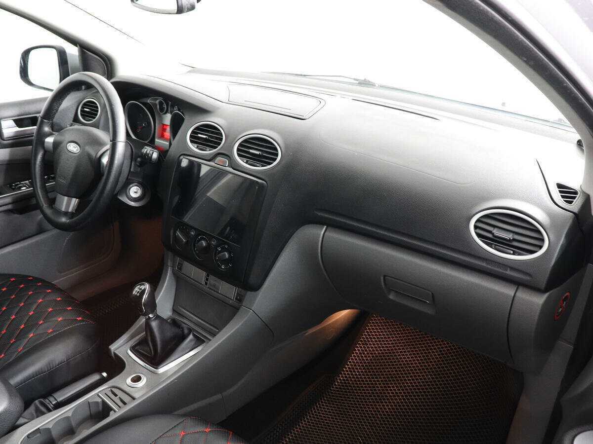 Купить Ford Focus с пробегом. Фото: #9