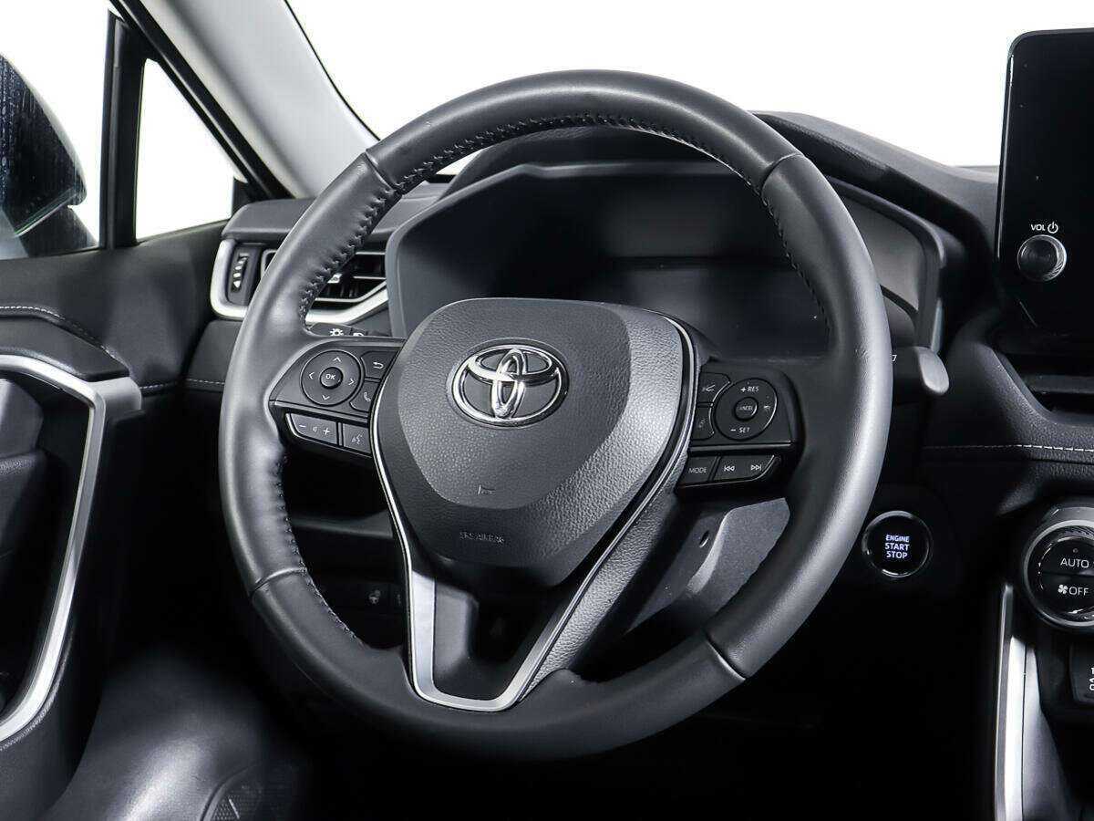 Купить Toyota RAV4 с пробегом. Фото: #14
