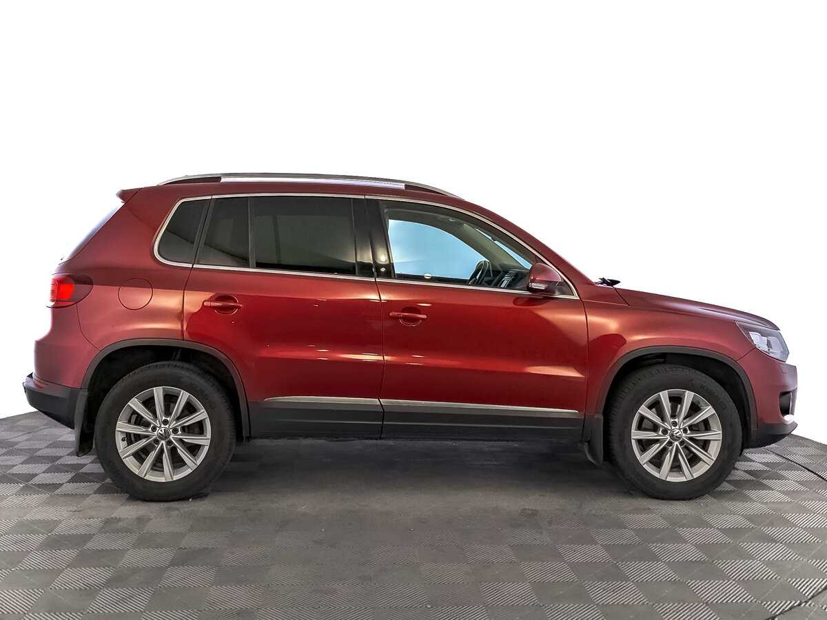 Купить Volkswagen Tiguan с пробегом. Фото: #3