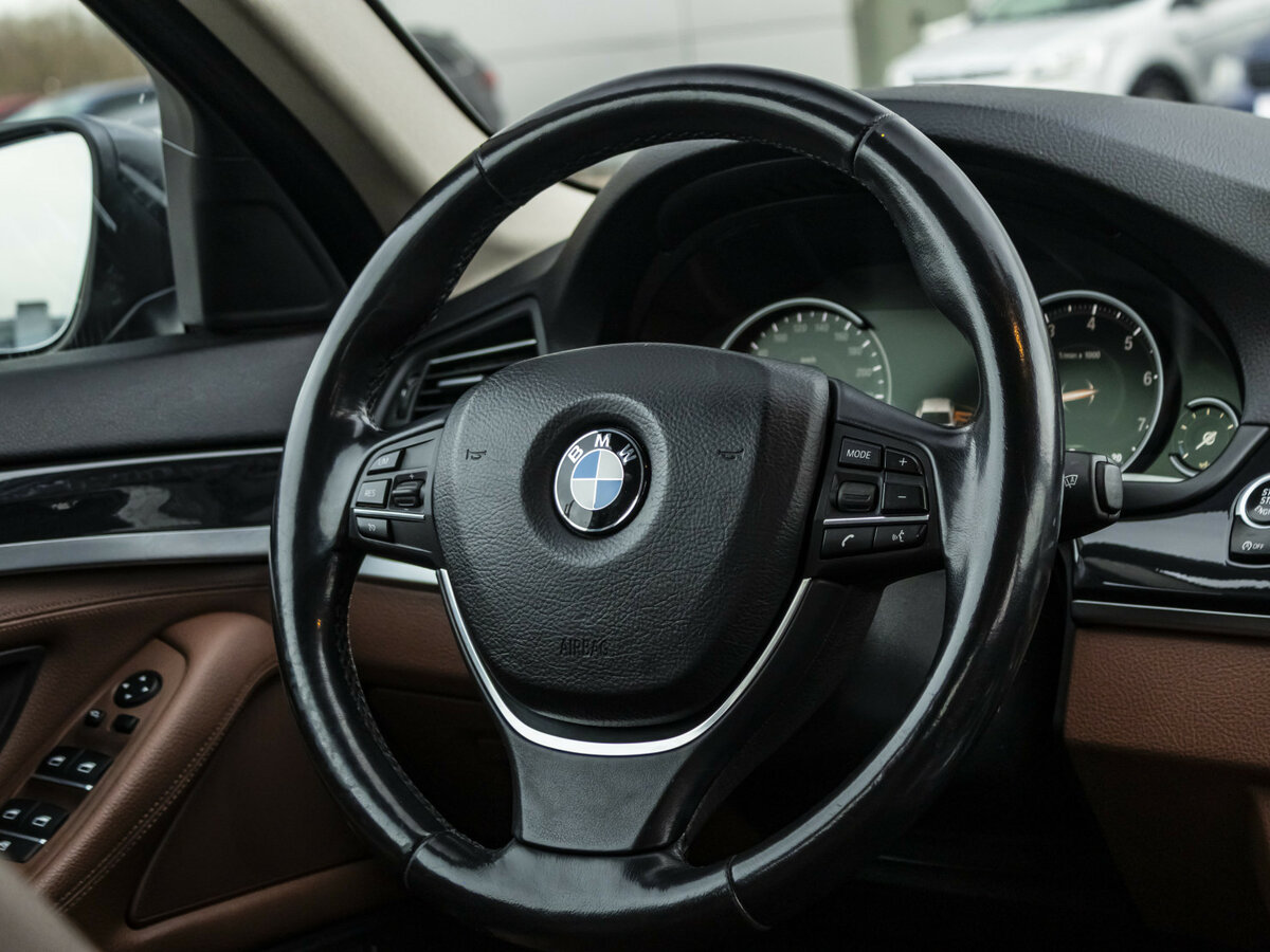 Купить BMW 5 серии с пробегом. Фото: #9