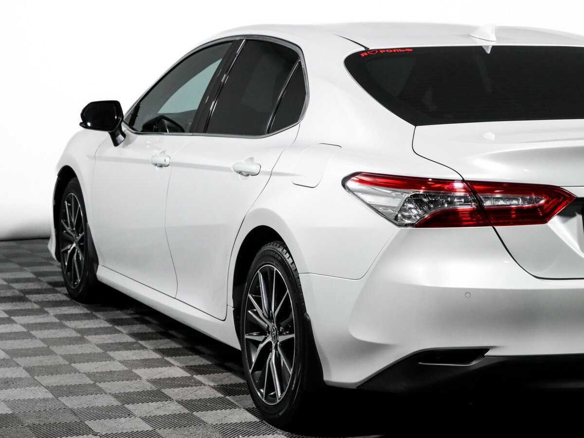 Купить Toyota Camry с пробегом. Фото: #19