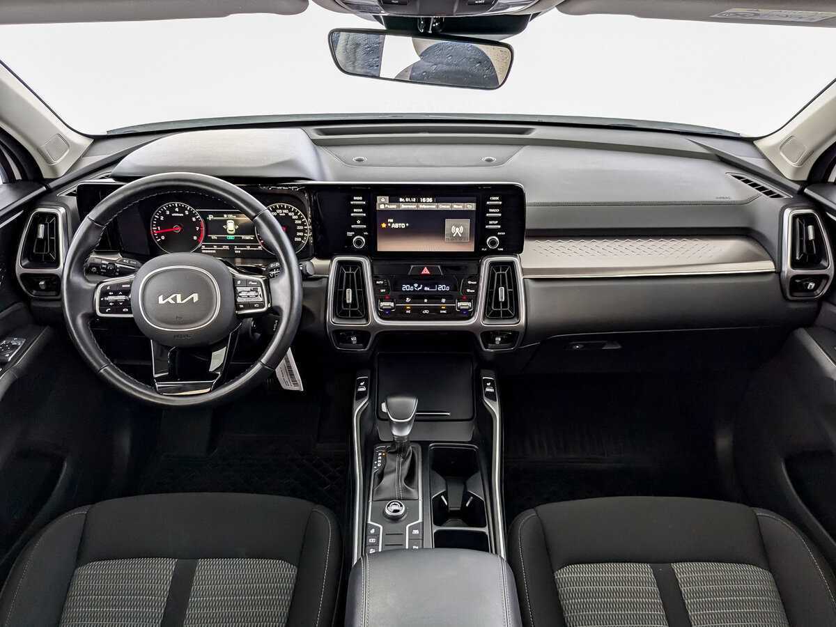 Купить Kia Sorento с пробегом. Фото: #13
