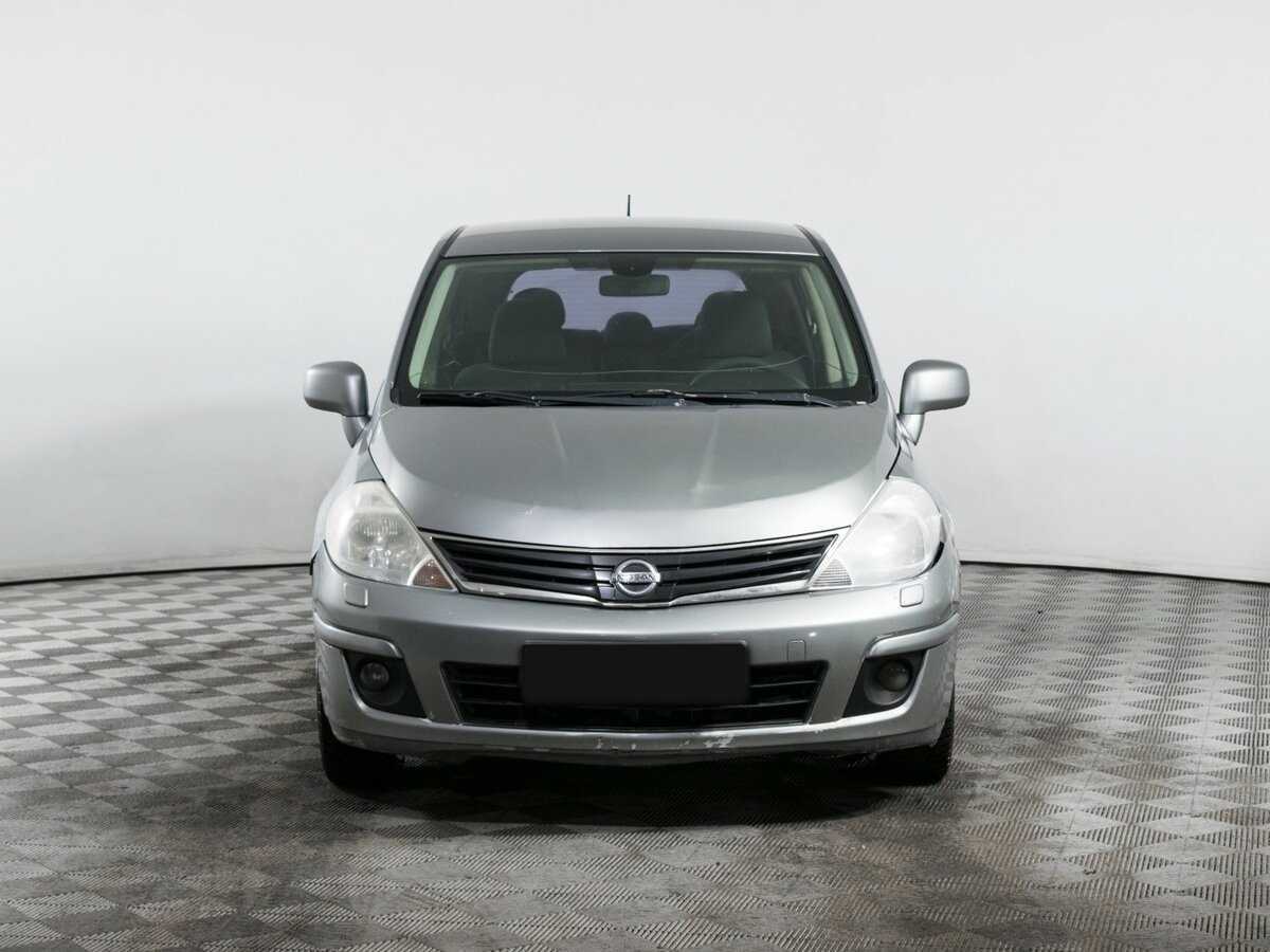 Купить Nissan Tiida с пробегом. Фото: #1