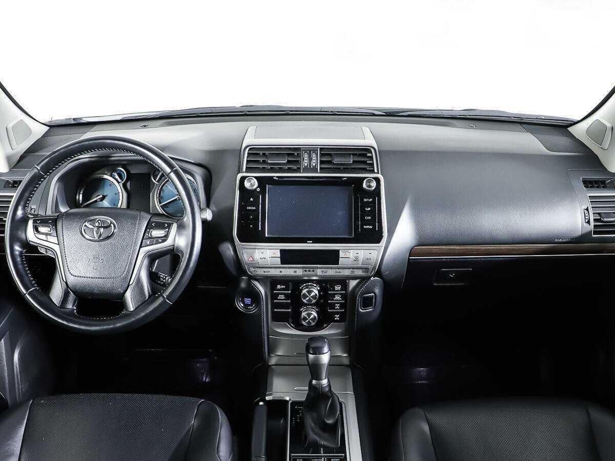 Купить Toyota Land Cruiser Prado с пробегом. Фото: #10