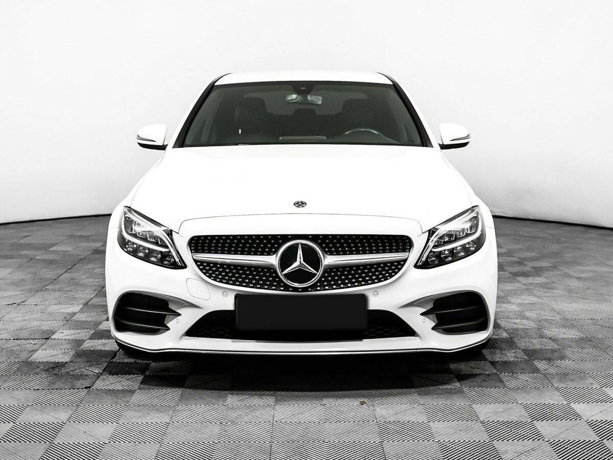 Купить Mercedes-Benz C-Класс с пробегом. Фото: #1