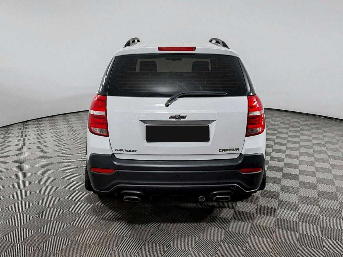 Купить Chevrolet Captiva с пробегом. Фото: #5