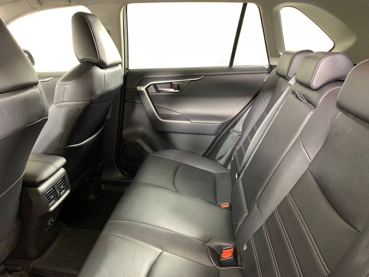 Купить Toyota RAV4 с пробегом. Фото: #17