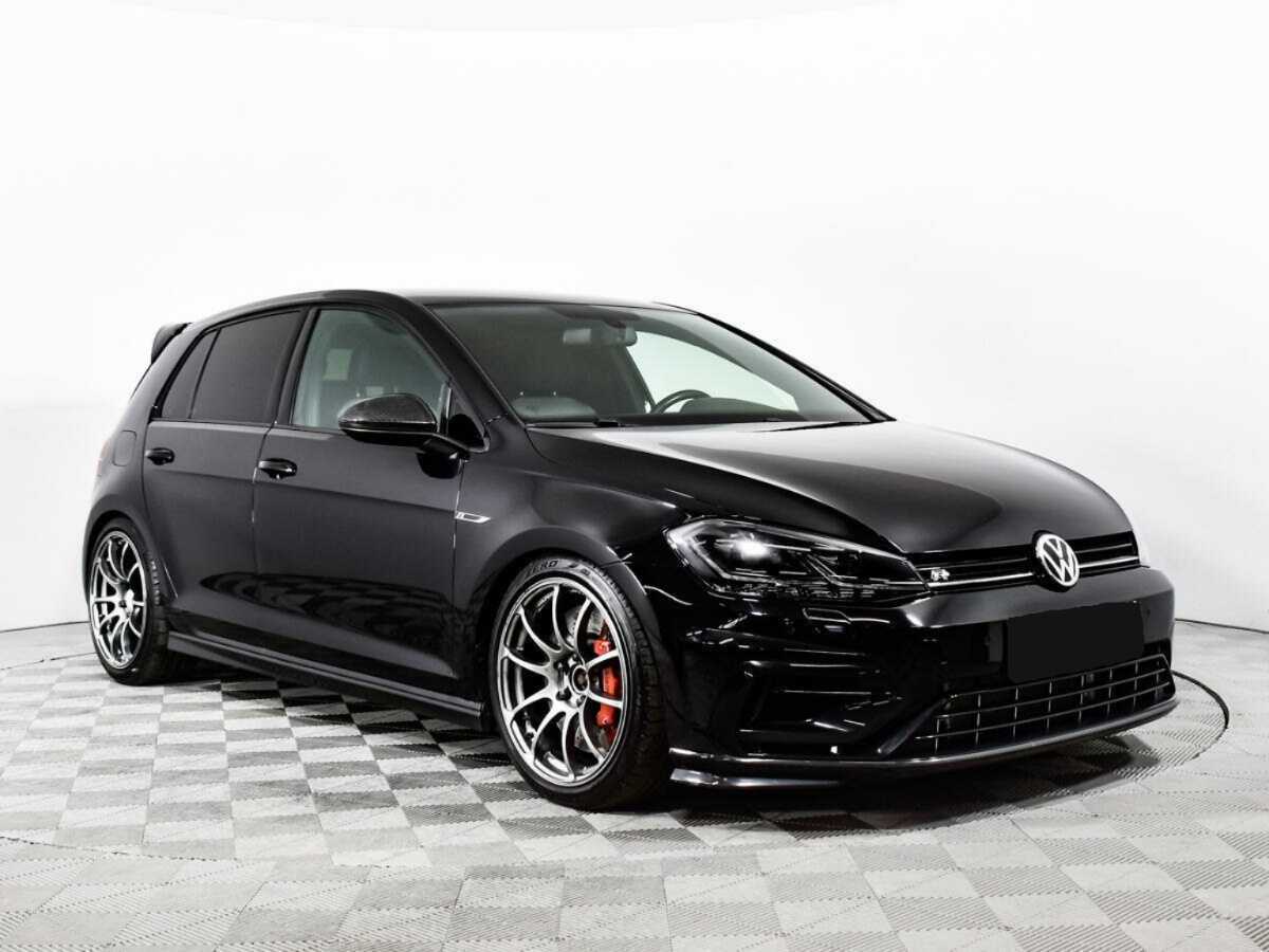 Купить Volkswagen Golf R с пробегом. Фото: #2