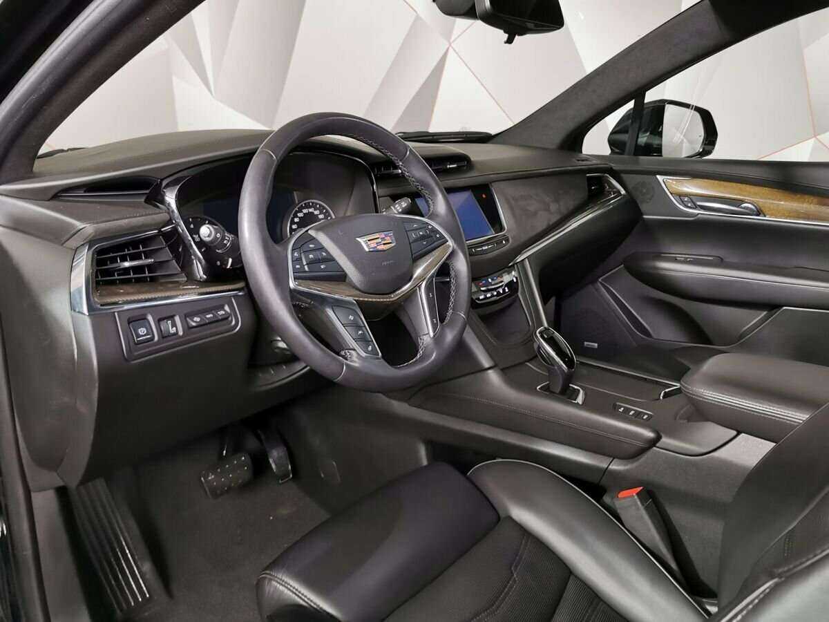 Купить Cadillac XT5 с пробегом. Фото: #13