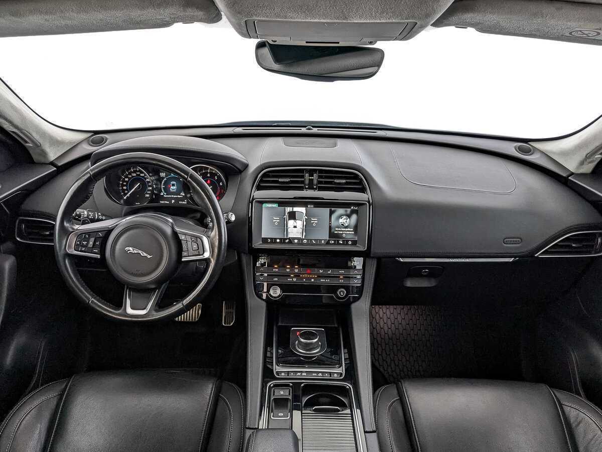 Купить Jaguar F-Pace с пробегом. Фото: #13